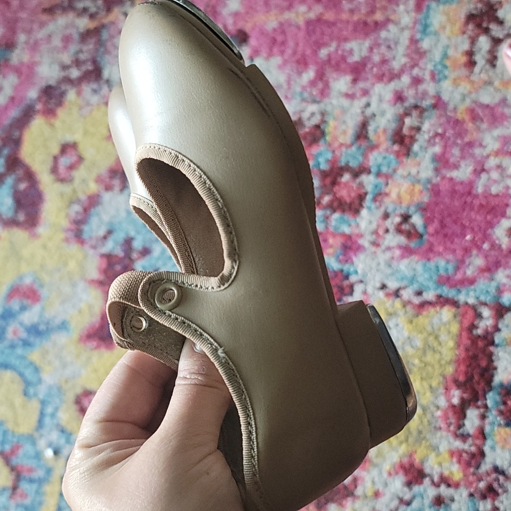 Toddler Girls Size 12 Capezio Tap Shoes